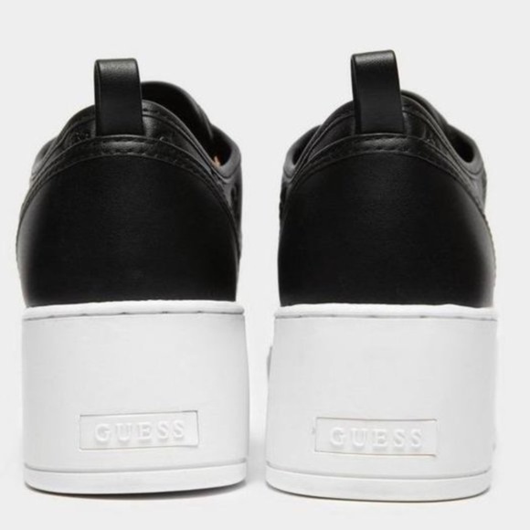 New GUESS Women's Neeka Lace Up Platform Logo Sneakers SZ 9 - Picture 8 of 13